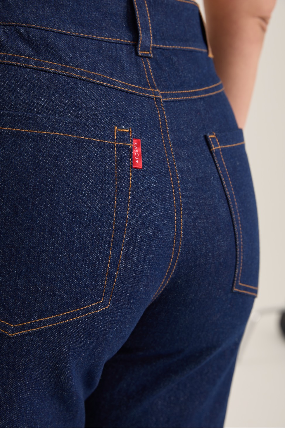 Джинсы расклешенные, темно-синий