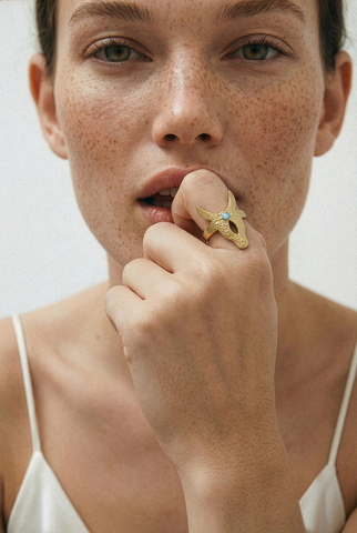 Кольцо Священная корова с бирюзой