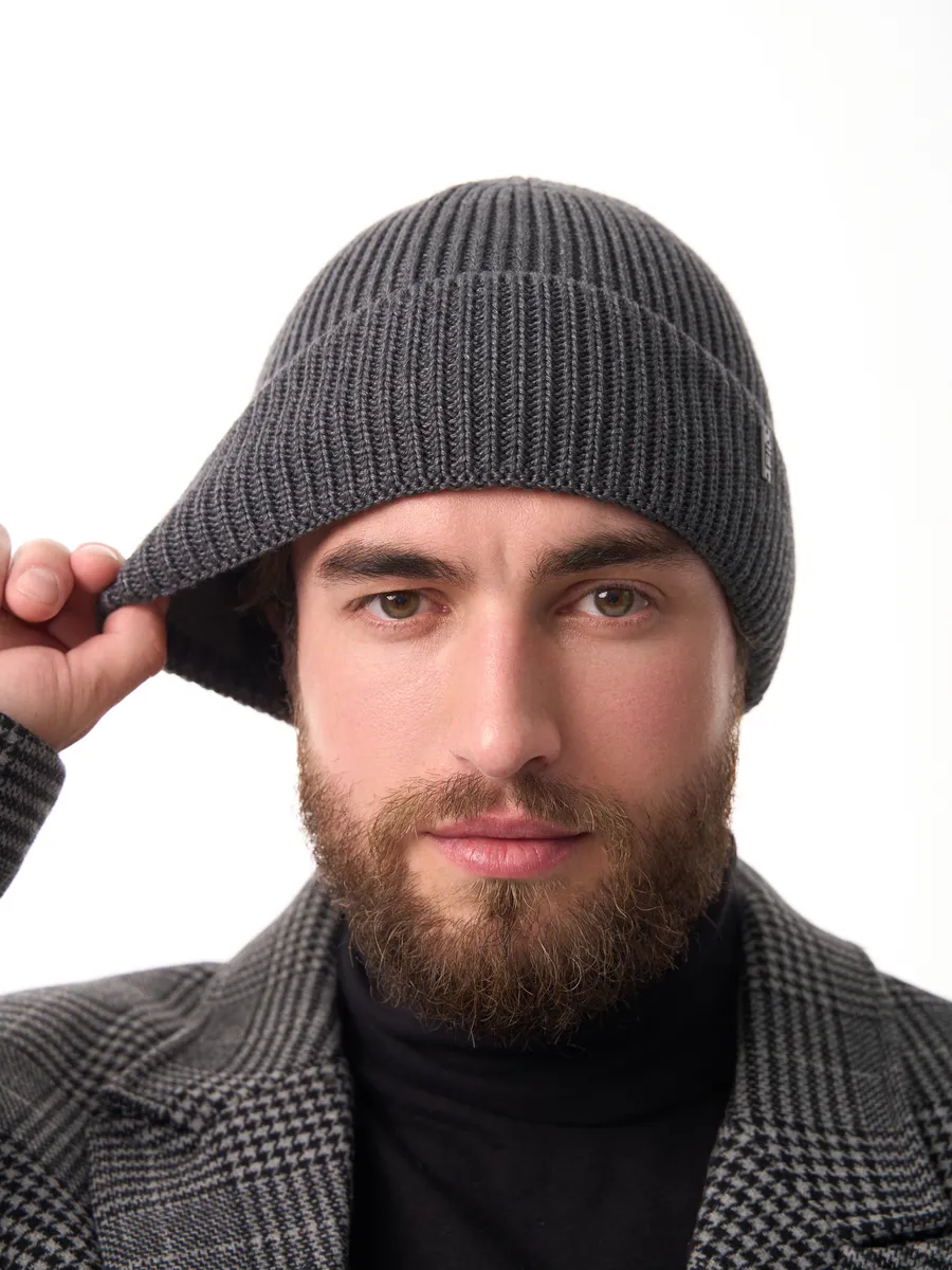 Шапка зимняя на флисе вязаная осень