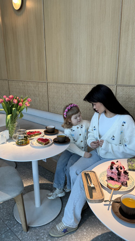 Кардиган с цветами взрослый