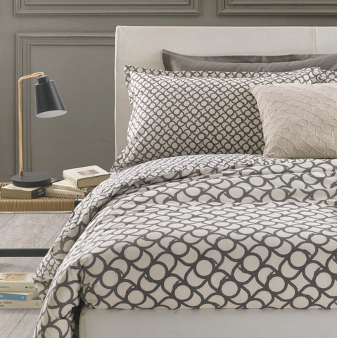 Постельное белье 2 спальное евро макси Trussardi Contemporary Logo бежевое