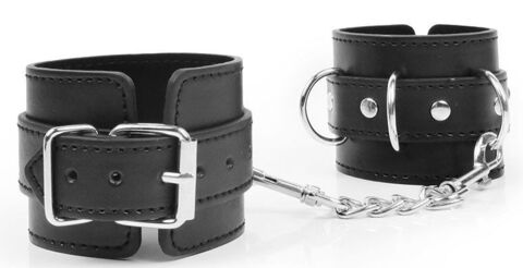 Черные наручники с металлическими застежками и цепочкой - Notabu NOTABU NTB-80559