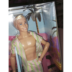 Кен Серфер. Barbie The Movie - ! ТРЕЩИНА НА КОРОБКЕ !