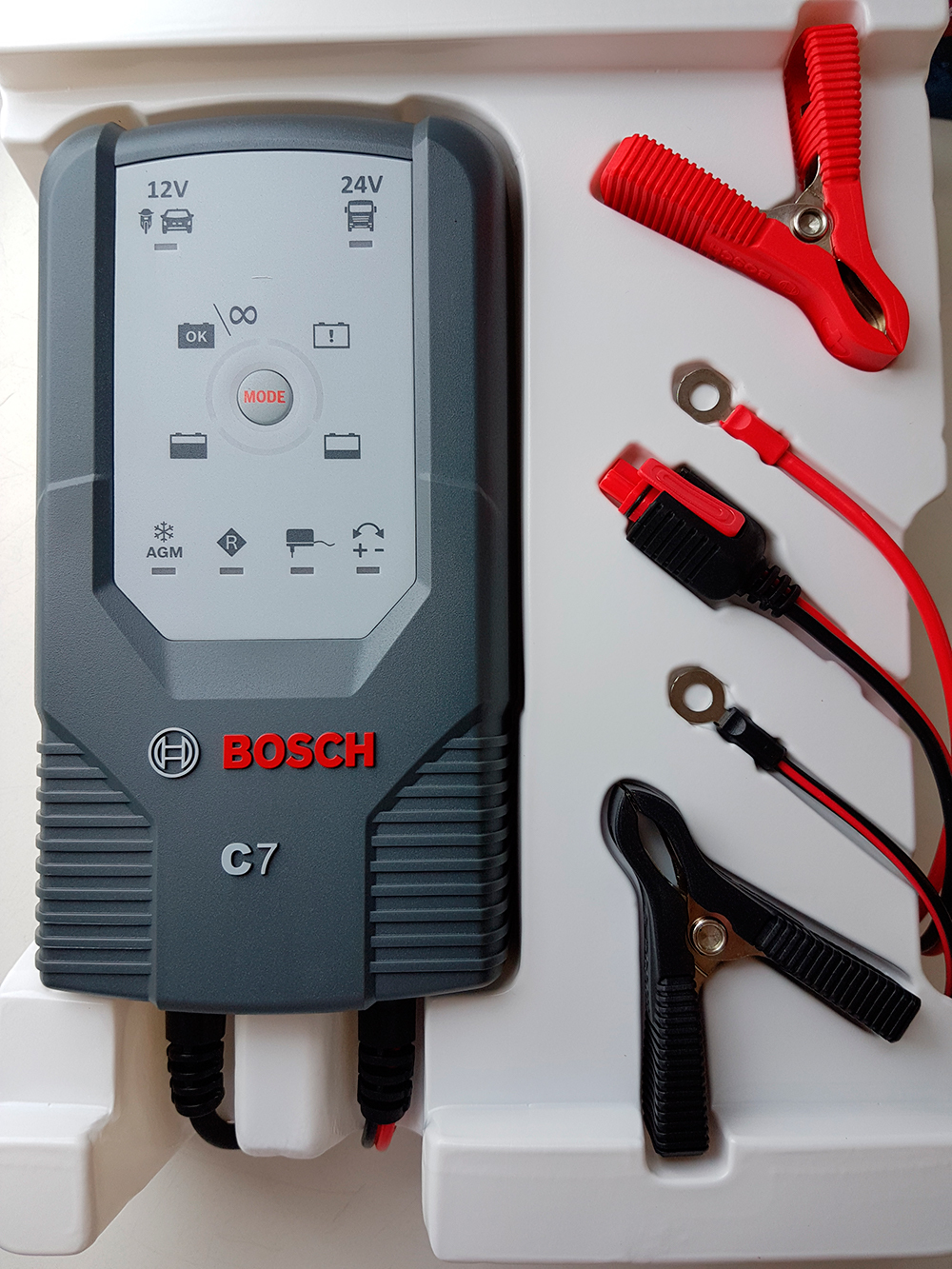 Купить пуско зарядное устройство Bosch c7 в Москве - цены на пуско-зарядное  устройство Bosch c7 в интернет магазине J-Starter