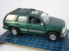 Chevrolet Tahoe Cararama 1:43