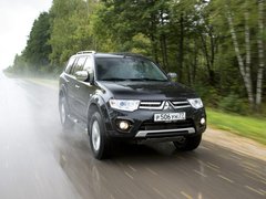 Чехлы на Mitsubishi Pajero Sport II 2013–2016 г.в.