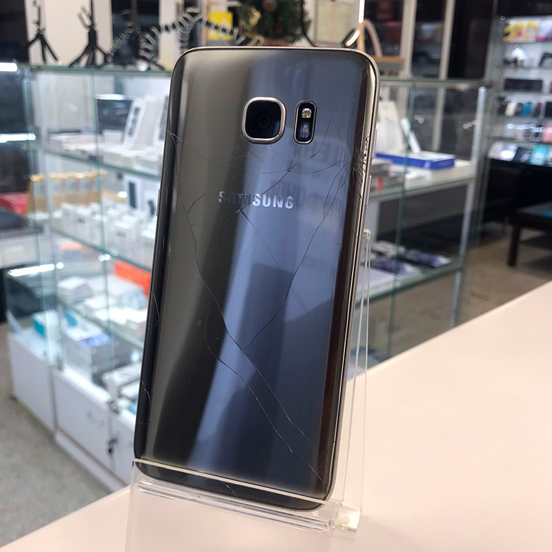 Samsung Galaxy S7 Edge 4 32gb Silver 4500.0 AdDroid.ru