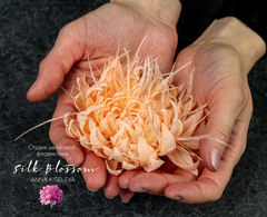 Видео-урок "Хризантема с перьями" (без окрашивания)