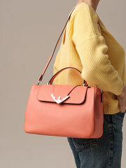 Кожаная сумка Deboro 30471 коралловый