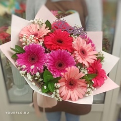 Букет с 9 герберами