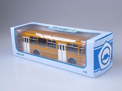 LIAZ-677M orange Soviet Bus (SOVA) 1:43