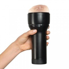 Мастурбатор Feel копия порно звезды Romi Chase от KIIROOStars Collection