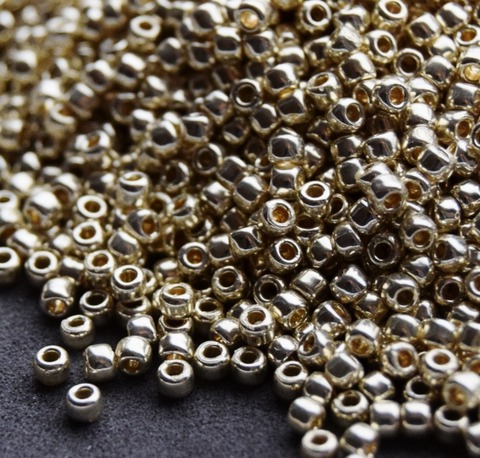 Бисер Тохо круглый 6/0 0558PF золотой/Toho round