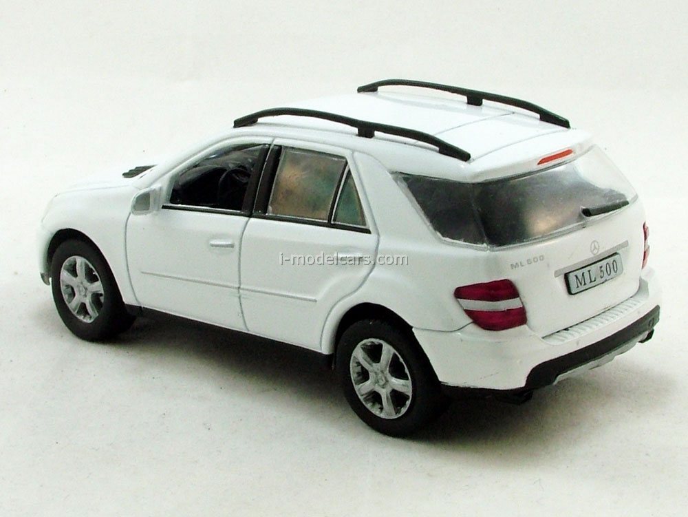 Mercedes-Benz ML500 1:43 deagostini altaya car supercar sport car diecast model