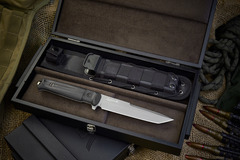 Подарочный набор: Aggressor PGK TacWash и шкатулка 80 лет Великой Победы