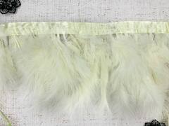 Кант с пером, ш. 17 см, айвори