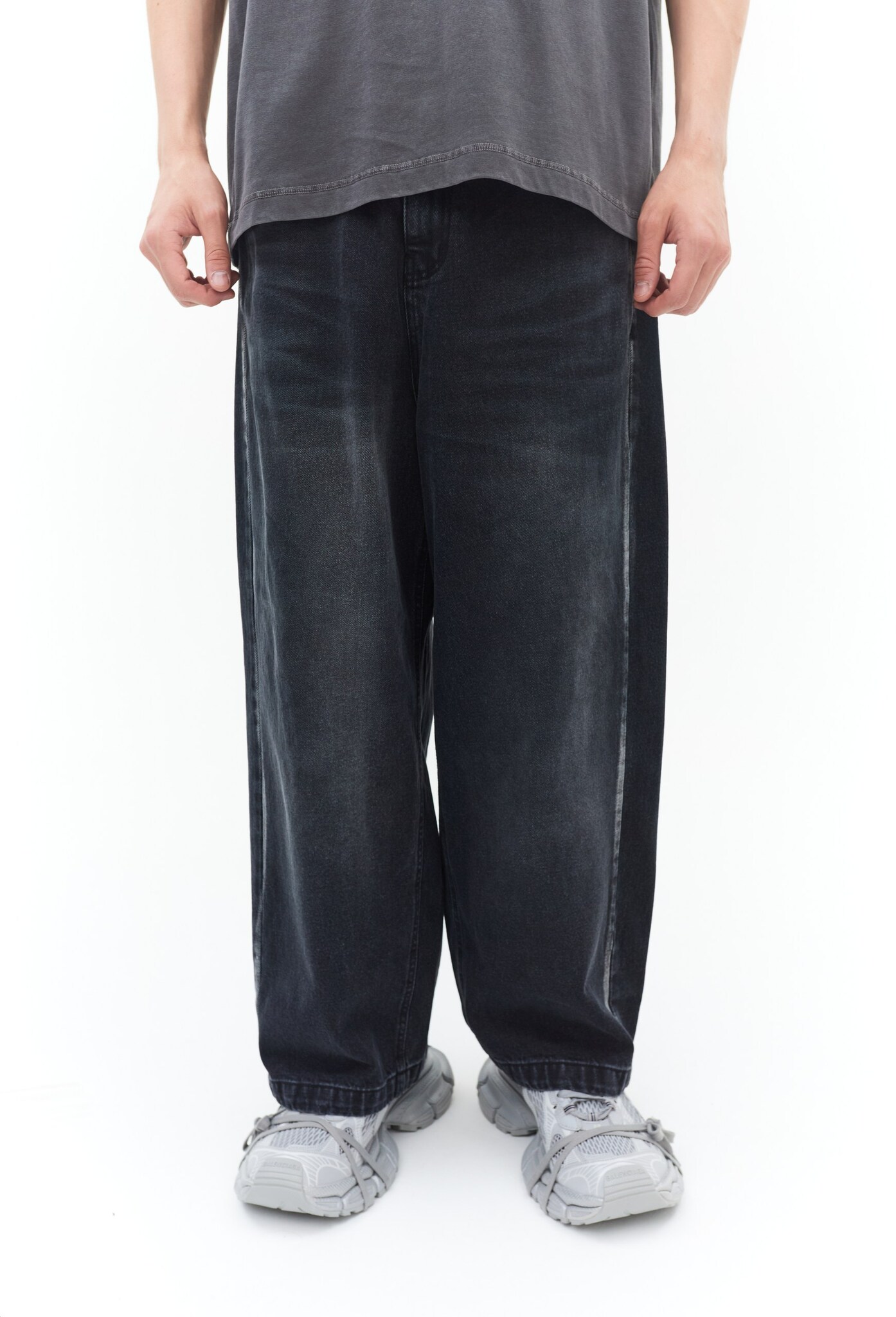 Джинсы мужские VOTUS (черный)