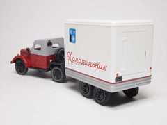UAZ-456 + LuMZ-NAMI refrigerator Vector-models 1:43