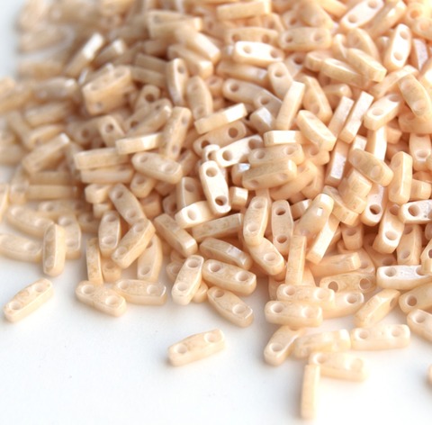 QTL-0593 Бисер Миюки квартер тила/Miyuki Quarter Tila Ceylon Light Caramel