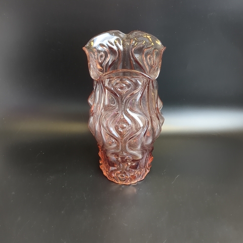 Ваза для цветов цветное розовое стекло завод Неман, 25 см, рельефный узор, винтаж СССР 1950-1980 гг