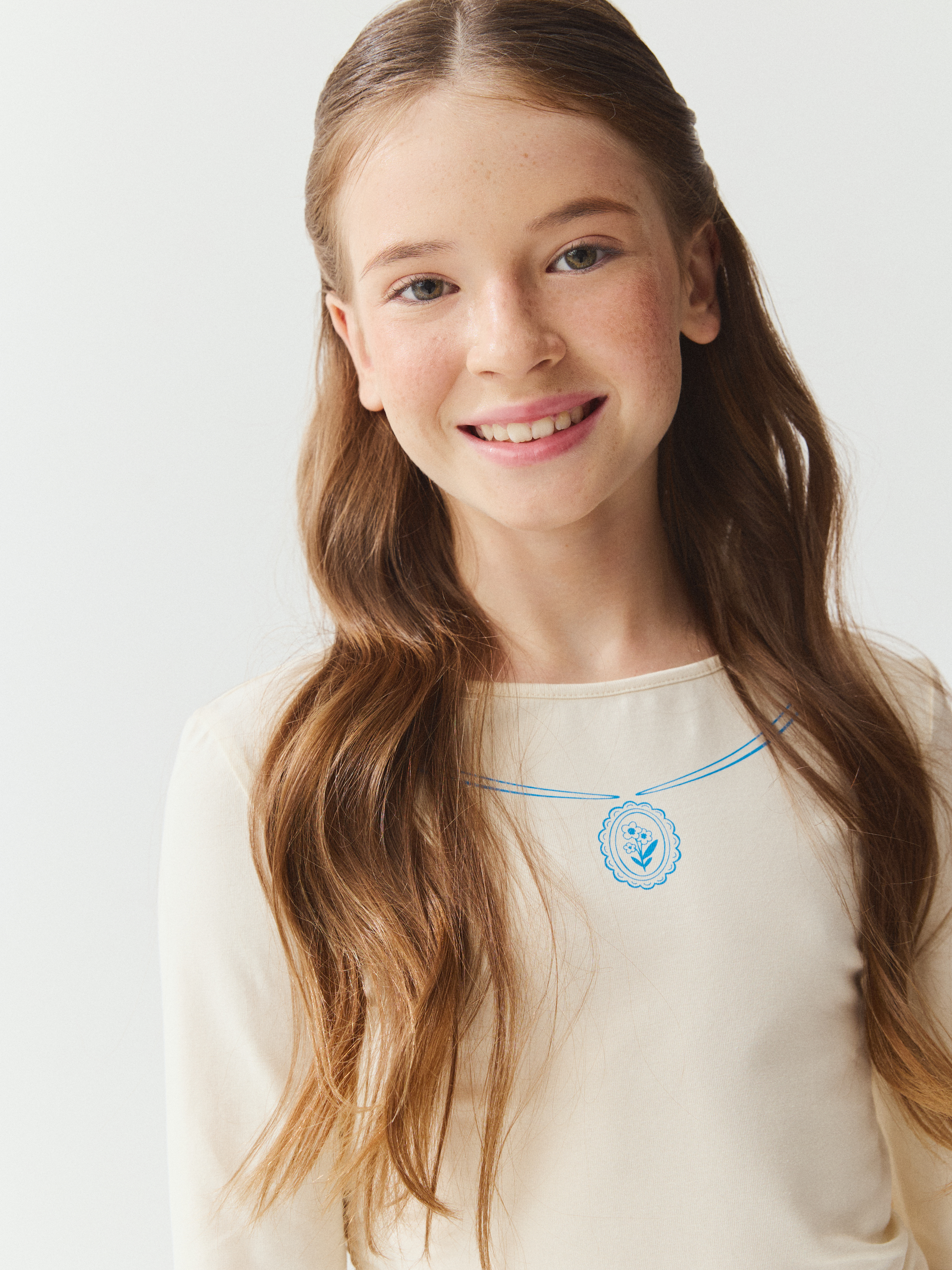 лонгслив "медальон" 7+  купить с доставкой