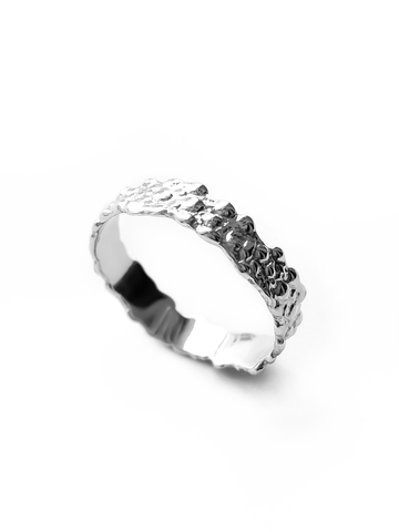 Серебряное узкое кольцо «Пузыри»