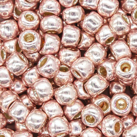 Японский бисер TOHO Round 6/0 (№PF552), непрозрачный глянцевый с металлическим блеском