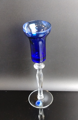 Подсвечник под одну свечу на высокой ножке, цветное синее стекло, 20.5 см, ГХЗ, винтаж СССР 1970-1990 гг