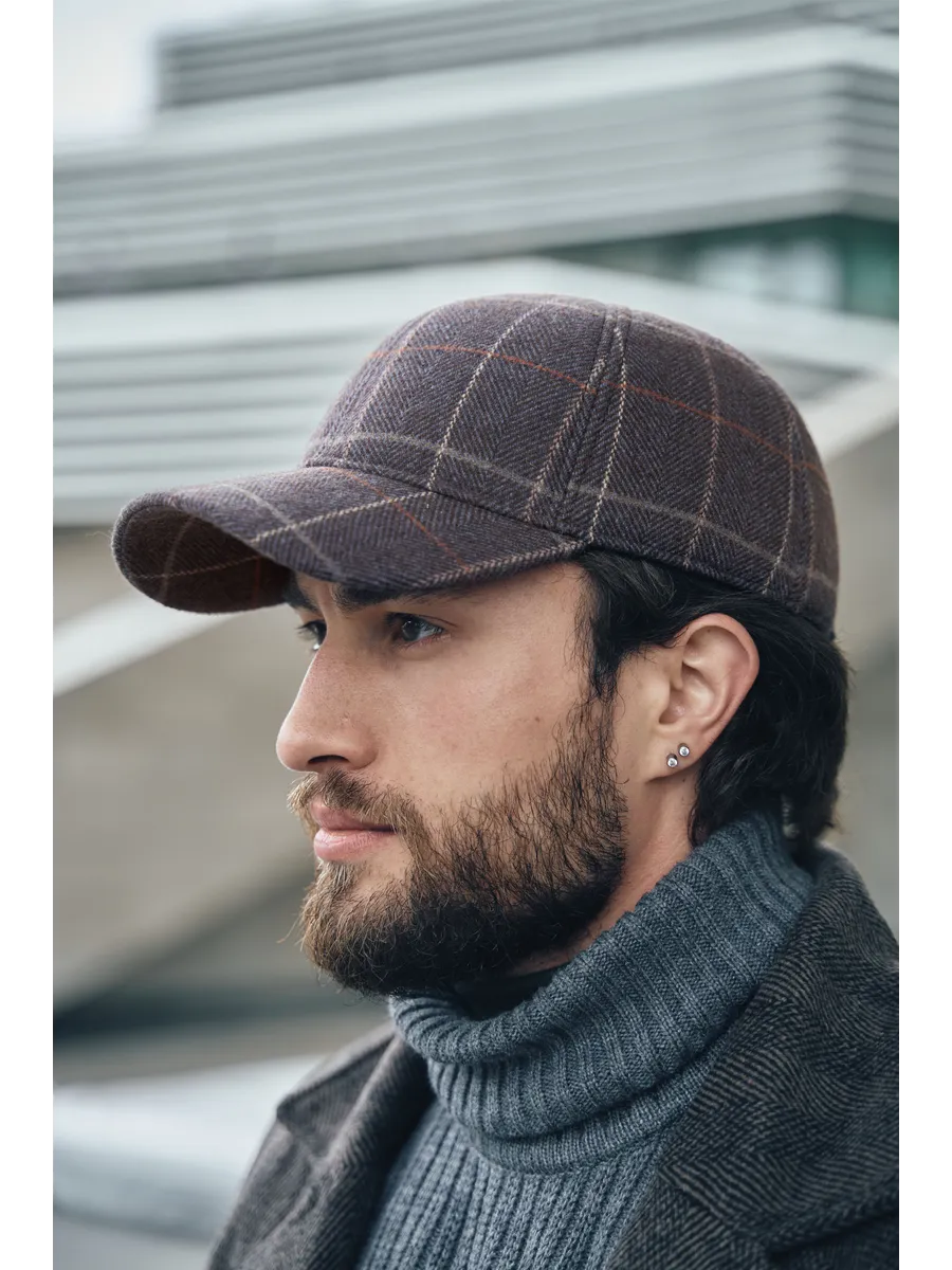 Кепка утепленная с ушками драповая