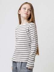 лонгслив  для девочки  КР 302820/молочный,тем.серый,полоска к623