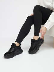 Кроссовки женские зимние