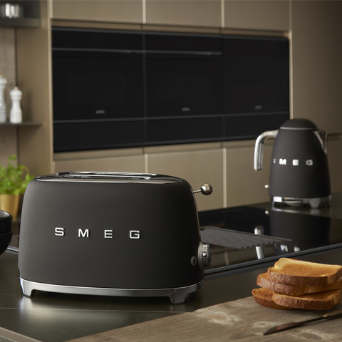 Тостер Smeg Стиль 50-х годов для 2 тостов черный матовый