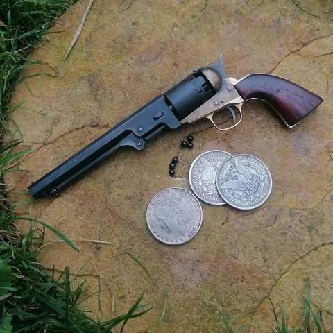 Miniature Colt Navy 1851 revolver