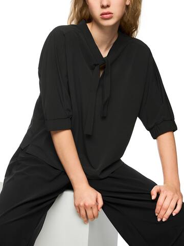 Marc Cain Sports Костюм из эластичной ткани с ребристой отделкой. Эко-линейка ReThink Together