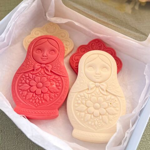 Матрешка из зефира в шок глазури 10см