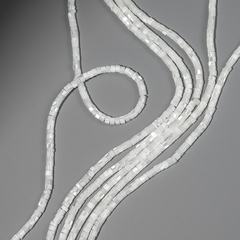 Перламутр морских ракушек, белого оттенка, разделитель 4*2,2мм