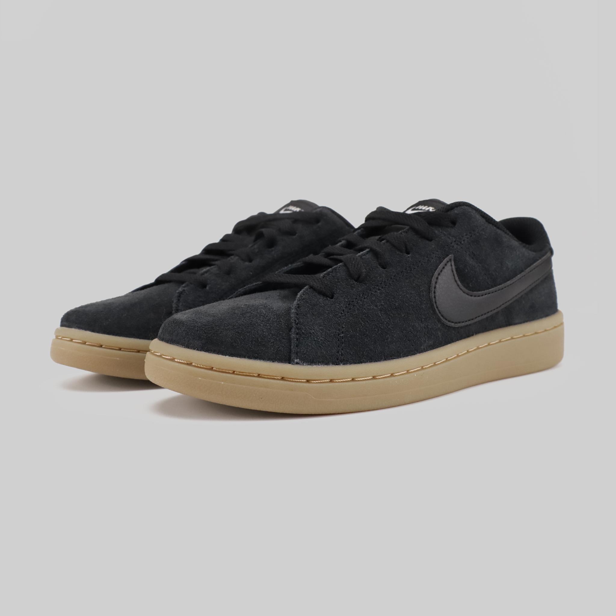 Nike Court Royale 2 Suede W CZ0218 001