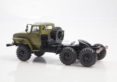 Ural-44202-0311-31 Tractor unit khaki 1:43 Start Scale Models (SSM)