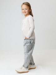 лонгслив  для девочки  КР 302831/бежевый 0403 к659