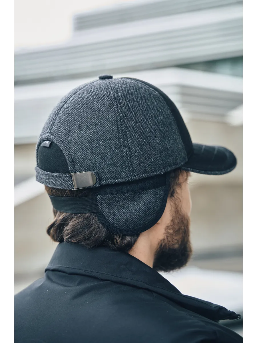 Кепка утепленная с ушками драповая с плащевой вставкой