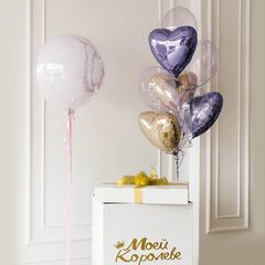 Коробка сюрприз с воздушными сердцами