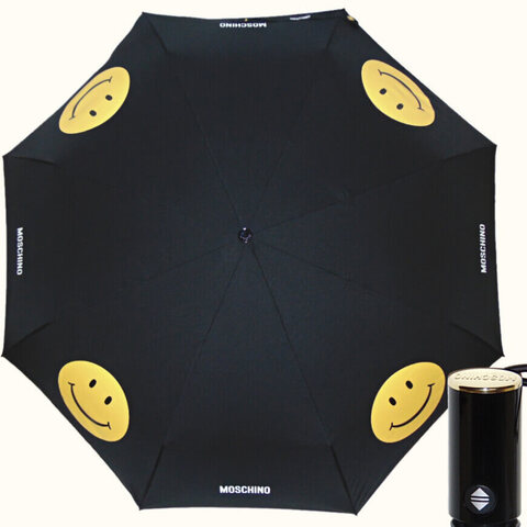 яркий женский зонтик с со смайликом