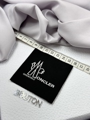 Бирка Монкл черная квадратная