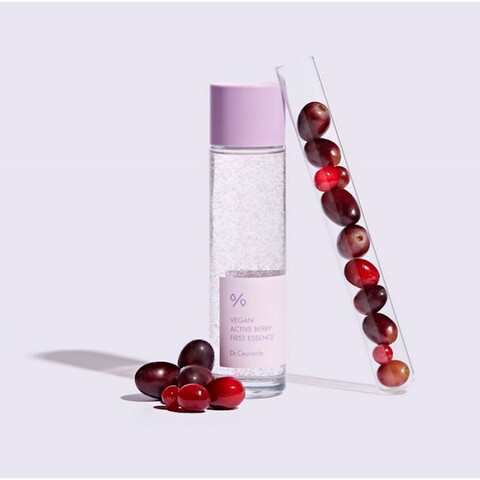 Эссенция активные ягоды с ресвератролом Dr. Ceuracle Vegan Active Berry First Essence 150ml, DR. CEURACLE