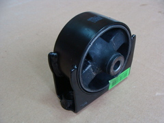 подушка двигателя передняя Geely Emgrand  1064001145