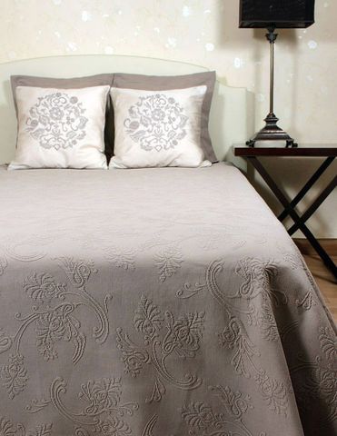 Покрывало 240х260 Luxberry Country с мережкой коричневое