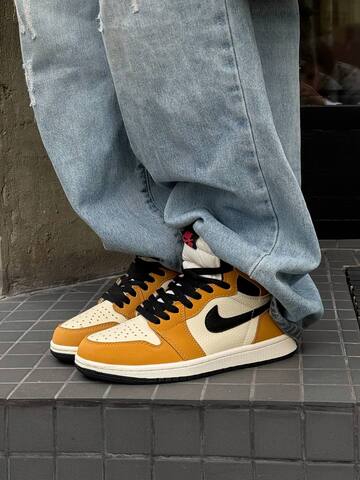 Nike Air Jordan 1 Mid
