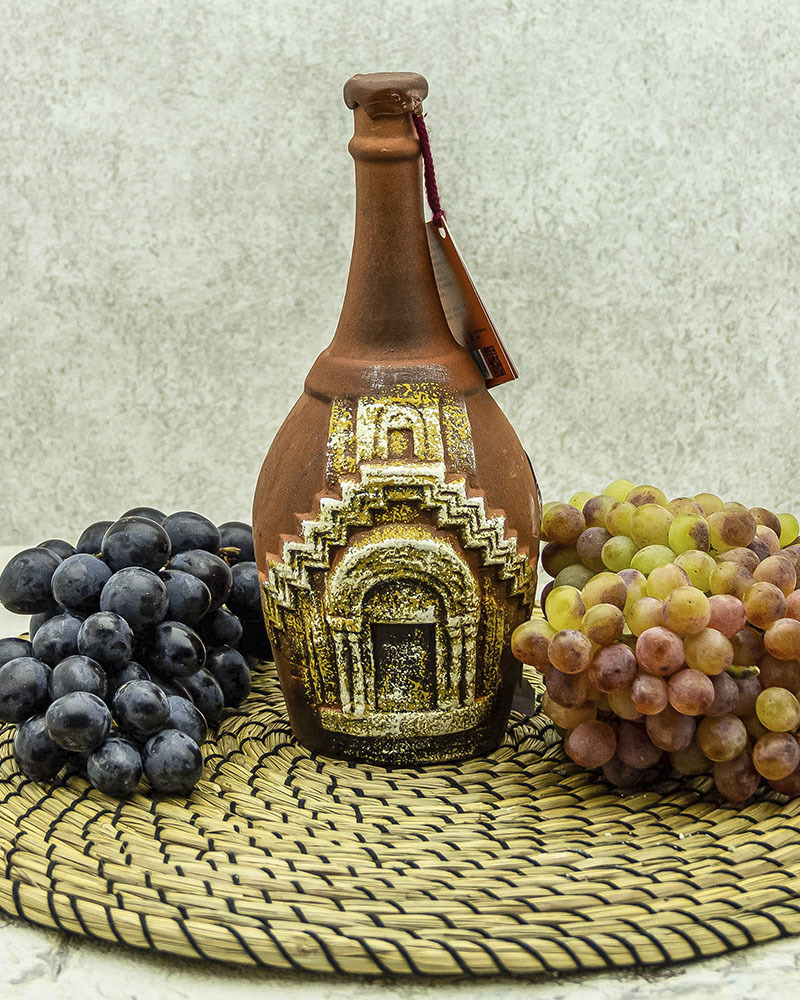 Вино Maran Winery Нораванк Красное Сухое в Кувшине 2017 г.у. 14% 0,5 л.