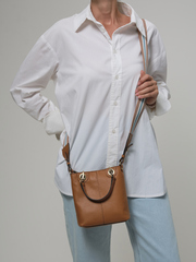 Сумка кожаная кросс-боди оранжевая