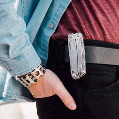 Мультитул Leatherman Sidekick + карабин, 14 функций, чёрный нейлоновый чехол (831439) | Multitool-Leatherman.Ru